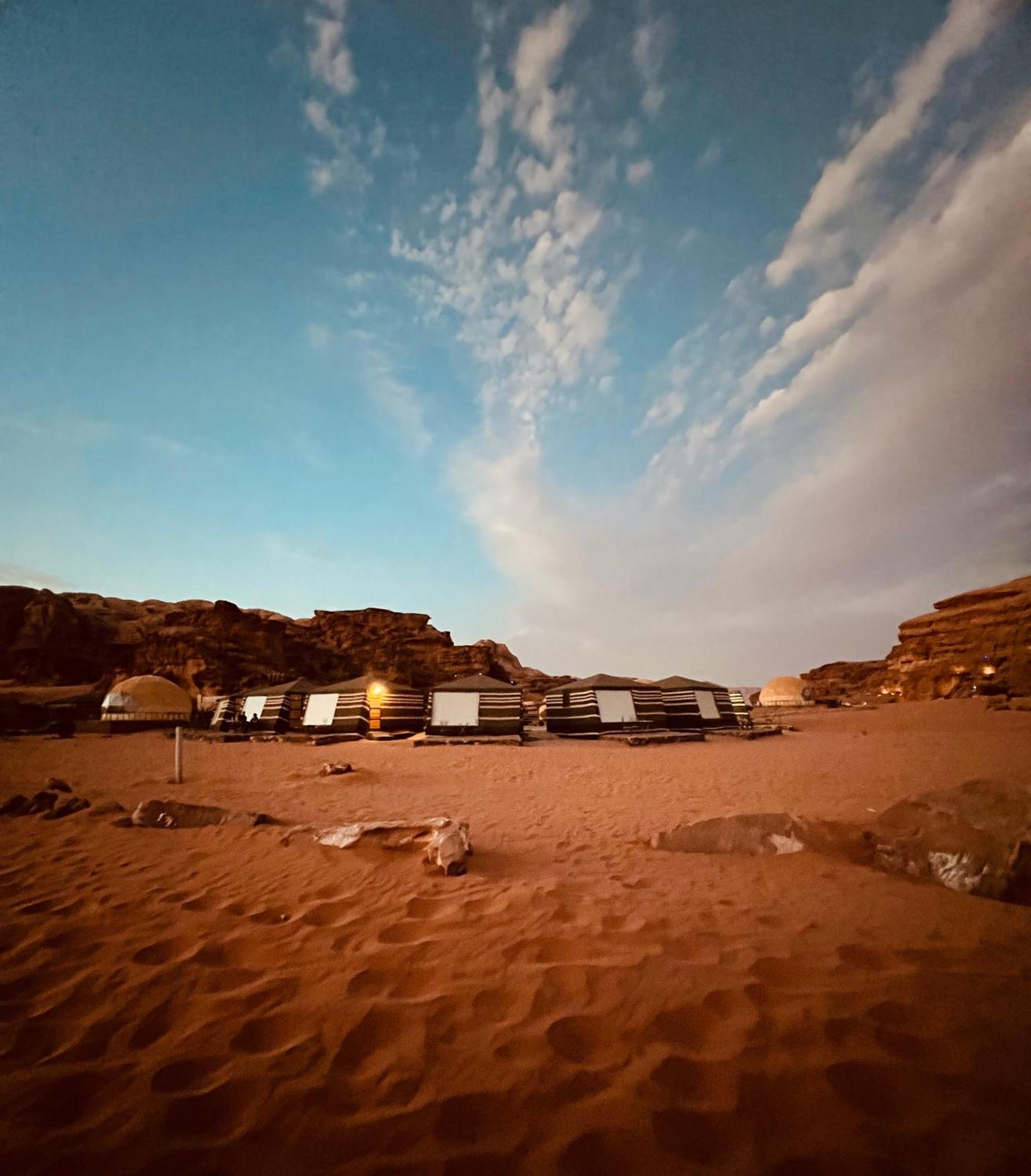 Wadi Rum Rose Luxury Camp Exterior foto